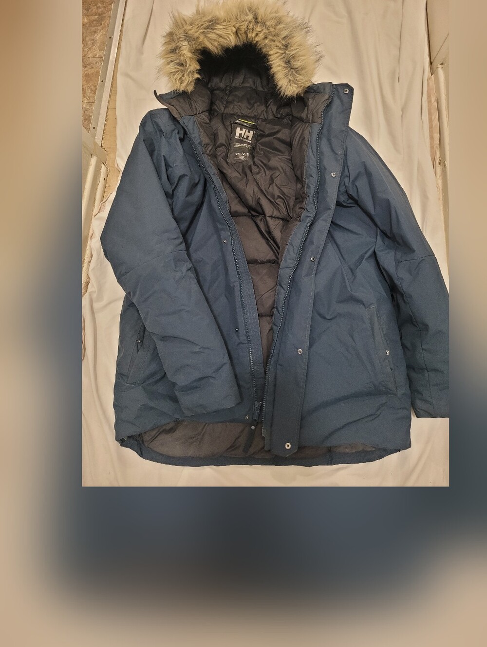 Helly Hansen Men's Navy Insulated Winter Jacket